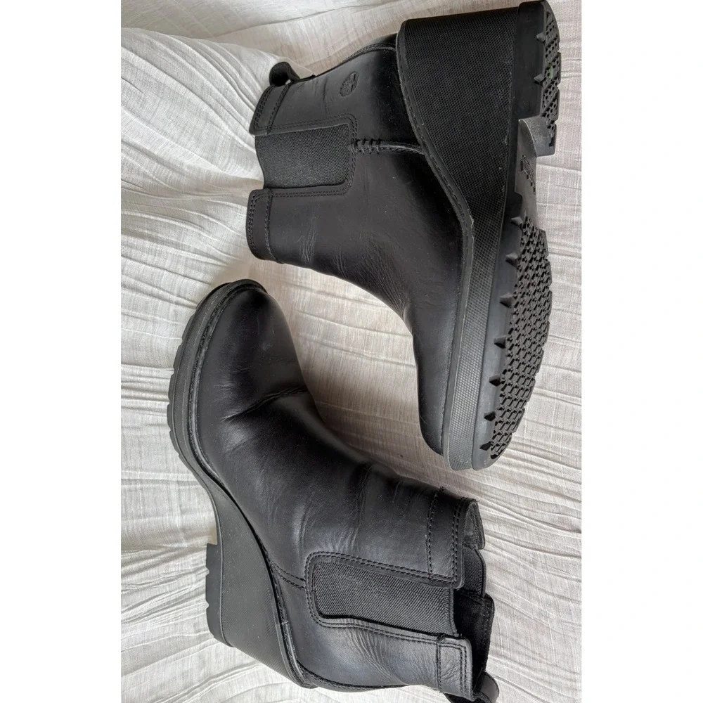 Timberland Defender Women's Black Leather Chelsea Ankle Wedge Boots US 8.5